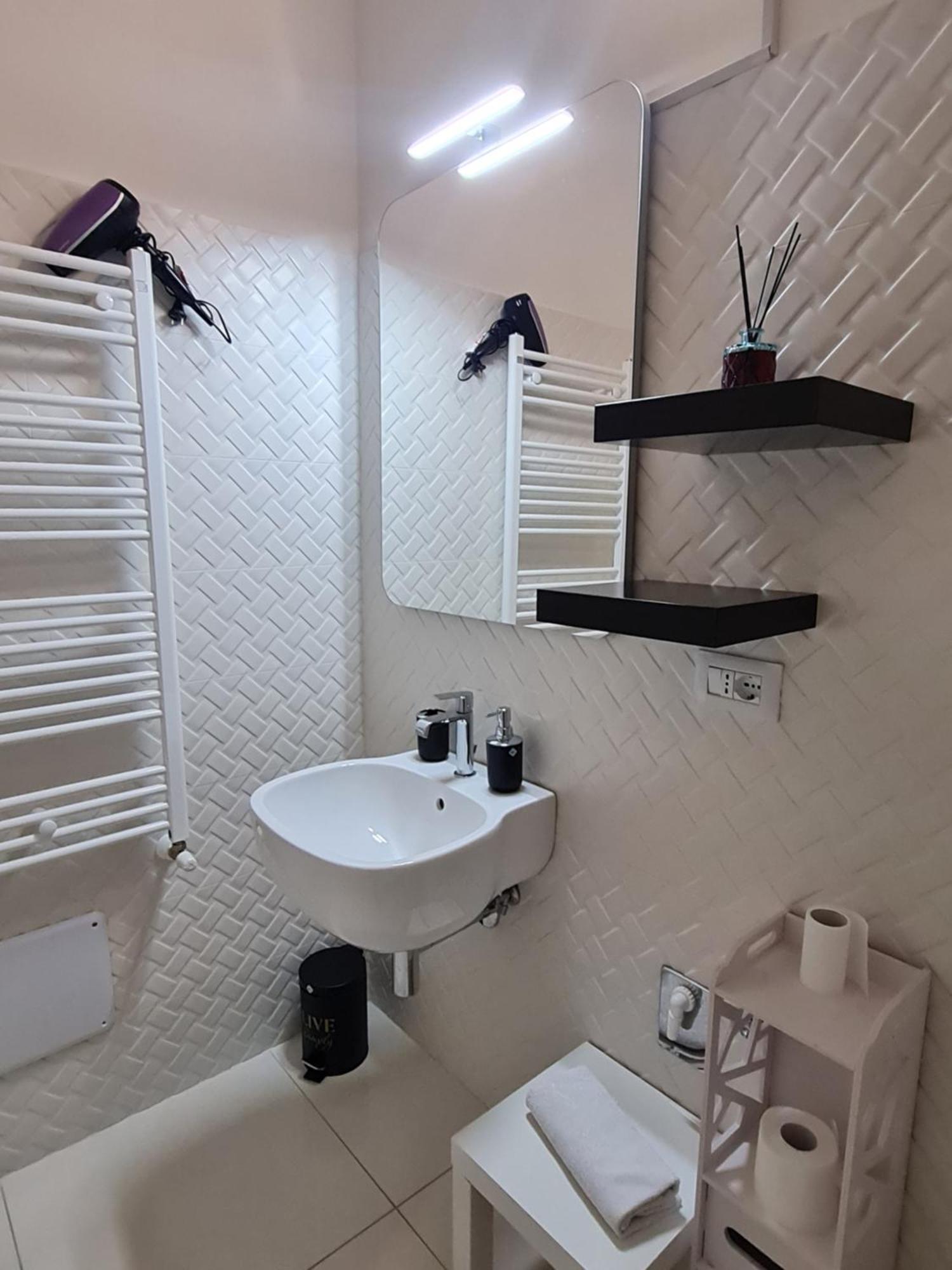 Casa Giulia Apartment L'Aquila Bagian luar foto